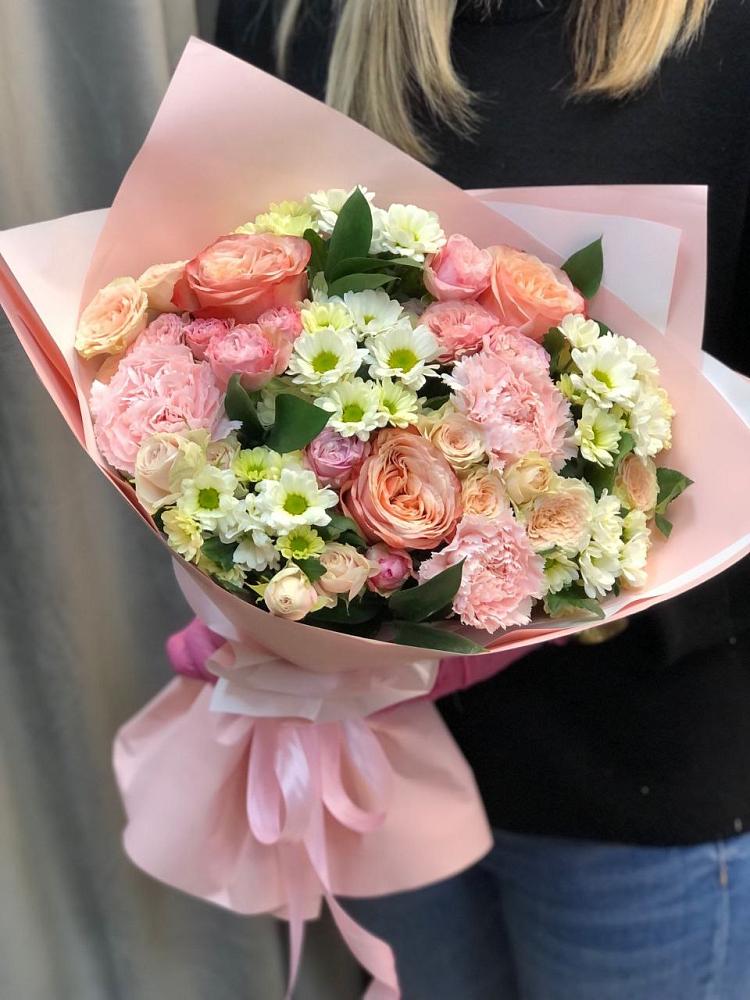 Букет цветов из: Гвоздики, Розы и Хризантемы в Бирске