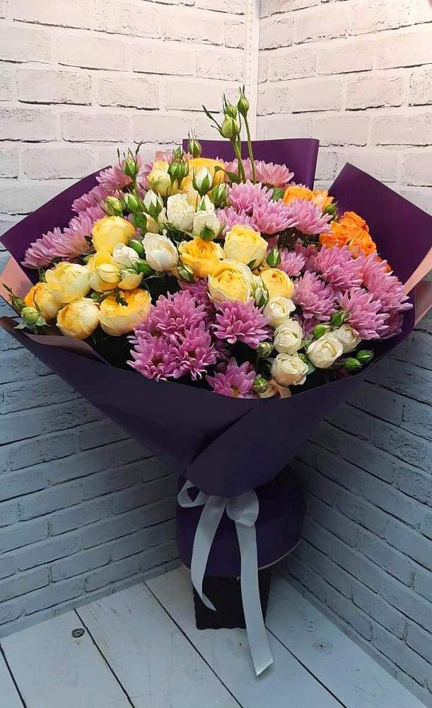 Букет цветов из: Хризантемы и Розы в Бирске