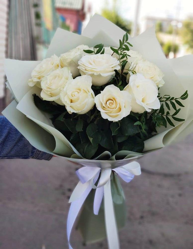 Букет Белые розы Проуд в Бирске