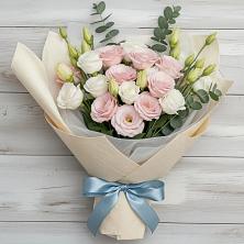 Букет цветов из:  Лизиантусы в Бирске