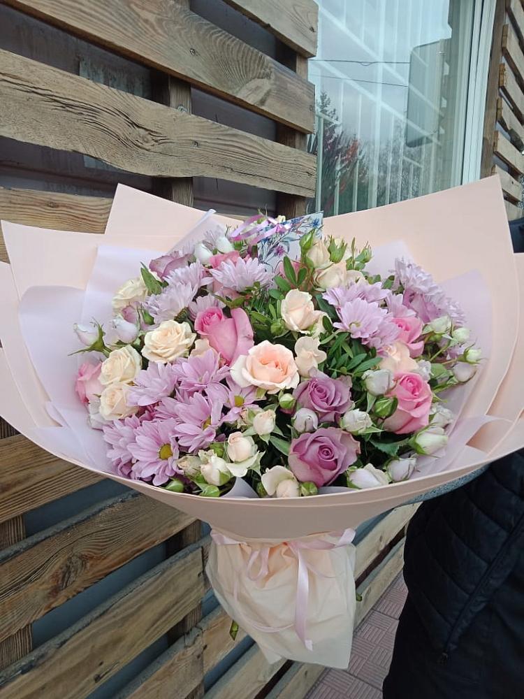 Букет цветов из: Розы и Хризантемы в Бирске