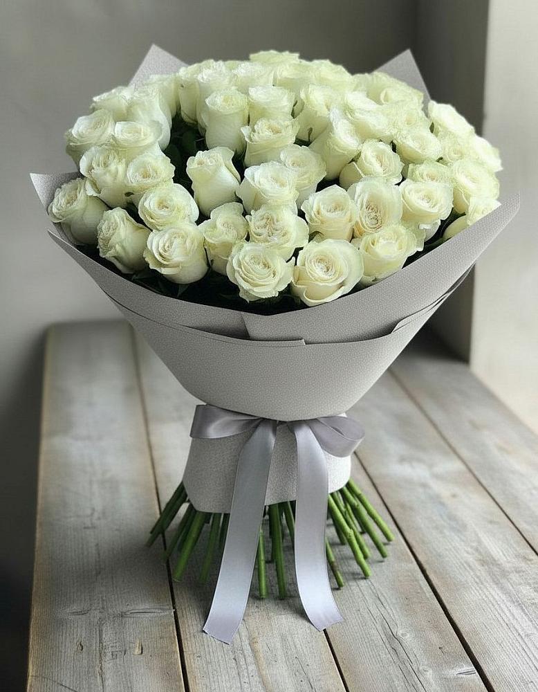 Букет 35 Белых роз в Бирске