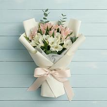 Букет цветов из:  Альстромерии в Бирске