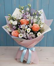 Букет цветов из:  Лизиантусы, Розы, Альстромерии и Гипсофила #REPLACE_PRED# Бирске