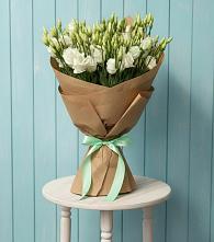 Букет цветов из:  Лизиантусы в Бирске