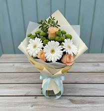 Букет цветов из:  Герберы, Розы и Хризантемы в Бирске