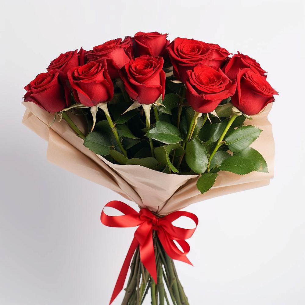 Букет 11 Красных роз Эдлесс Лав в Бирске